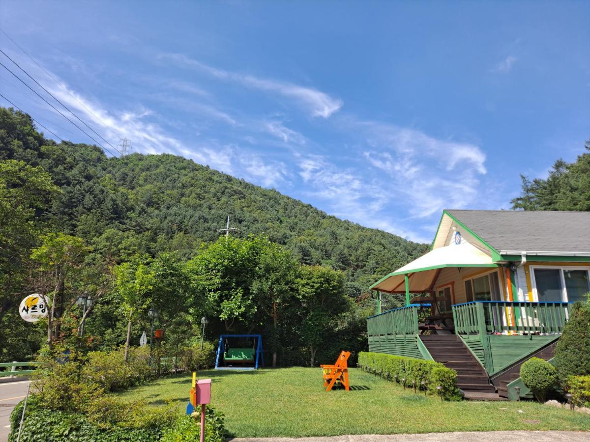 加平魅力旅馆别墅 外观 照片